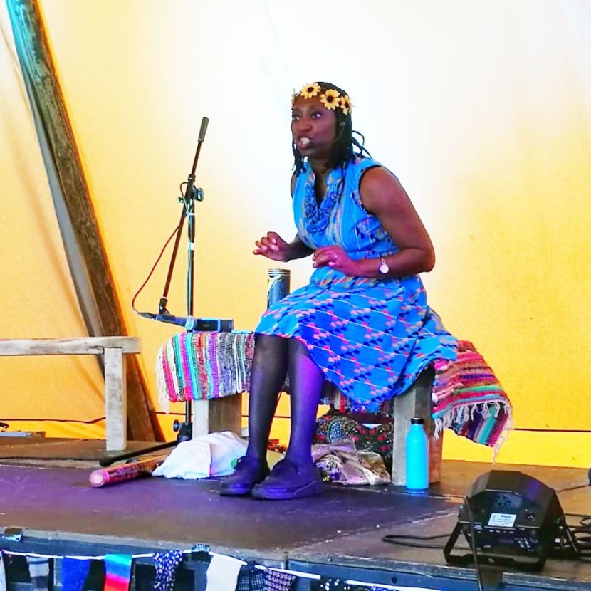 Wendy Shearer storytelling in The Spinning Yarns tent