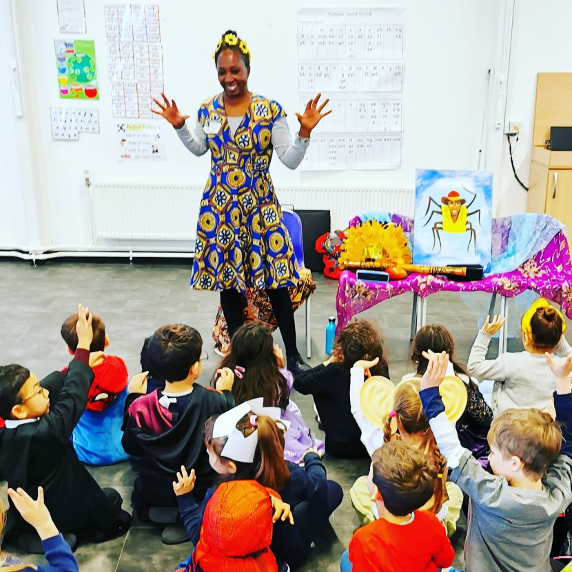 Wendy Shearer storytelling with a class