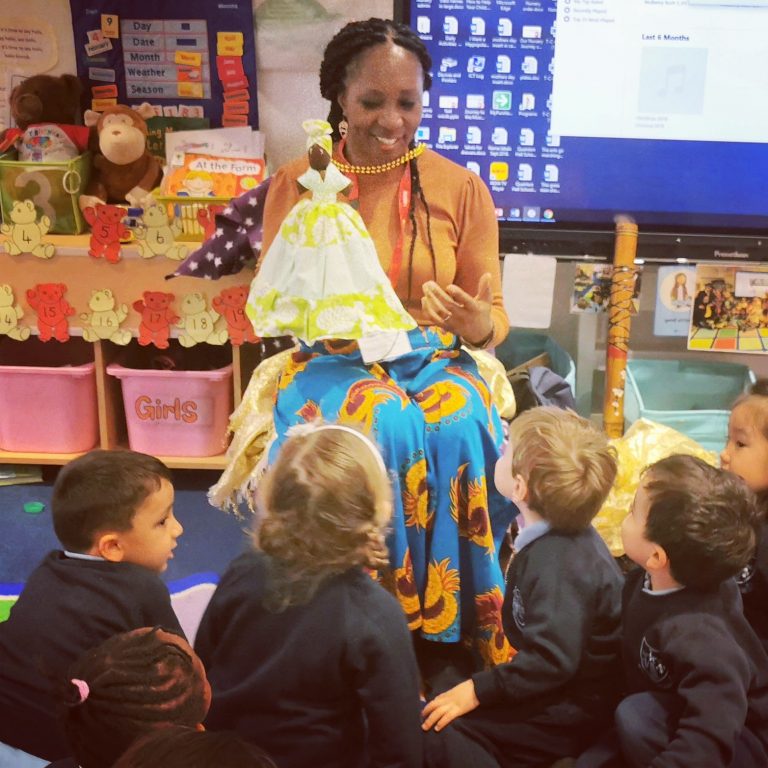 Wendy Shearer telling stories at Quainton Hall School