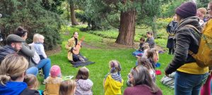 Laura Sampston storytelling at SISF