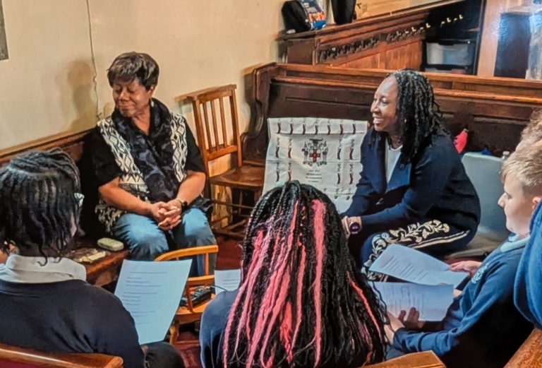 Wendy Shearer and Laytymer School pupiles interviewing