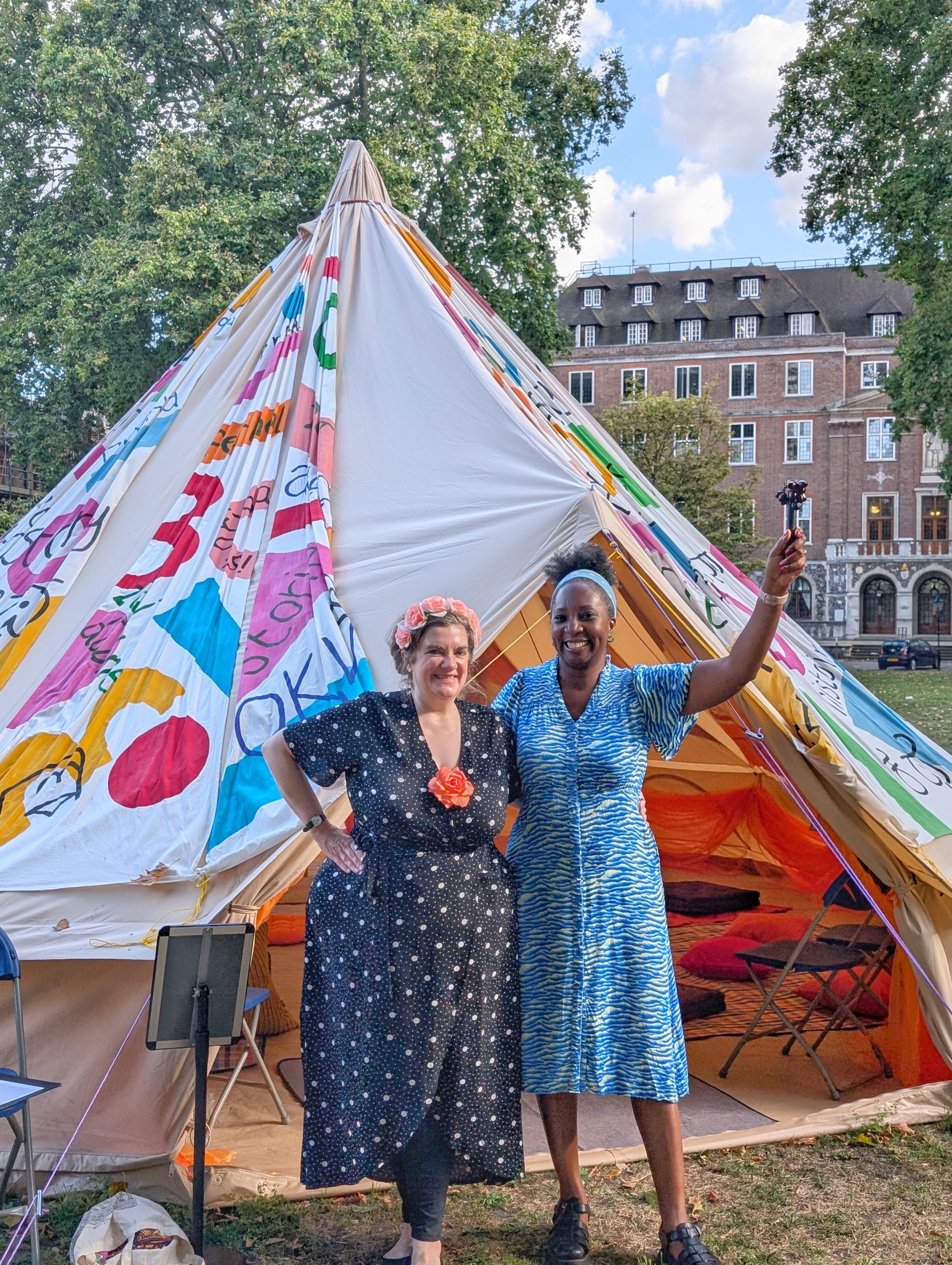 Wendy Shearer and Oliva Armstrong infront of the Storytelling Yurt at Westminster Abbey